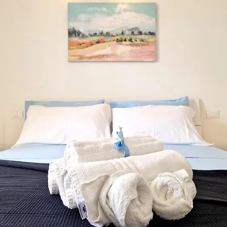 Centro Piazza Wi-fi Ac Balcony Design By We Host Apartamento *