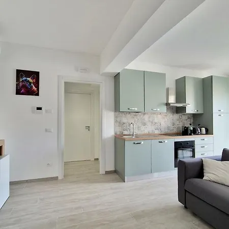 Centro Piazza Wi-fi Ac Balcony Design By We Host Apartamento *