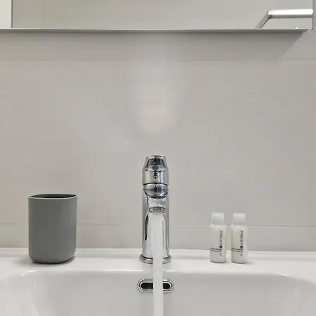 Centro Piazza Wi-fi Ac Balcony Design By We Host Apartamento