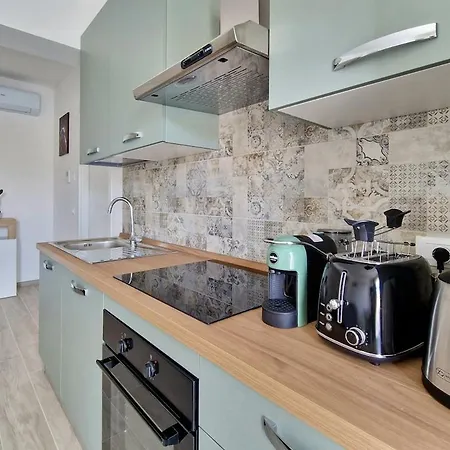 Centro Piazza Wi-fi Ac Balcony Design By We Host San Benedetto del Tronto