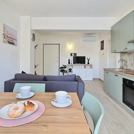 Apartment Centro Piazza Wi-fi Ac Balcony Design By We Host San Benedetto del Tronto